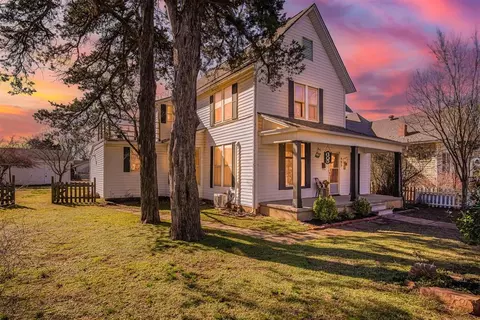 605 E Mansur Ave, Guthrie, OK 73044