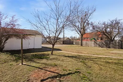 605 E Mansur Ave, Guthrie, OK 73044 photo 37