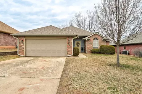 609 Rimrock Rd, Edmond, OK 73034
