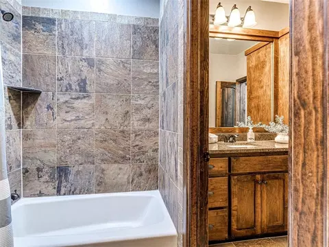 700 Tacoma Bridge Ct, Edmond, OK 73034 photo 20