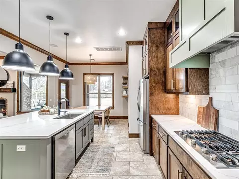 700 Tacoma Bridge Ct, Edmond, OK 73034 photo 9