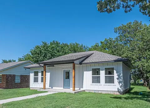 1124 E Parker St, Shawnee, OK 74801