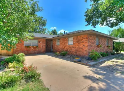 1323 Tenkiller Ln, Norman, OK 73071