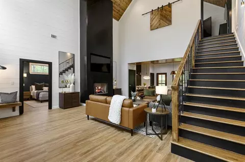 Entry Way - 33 Bear Cedar Trl, Broken Bow, OK 74728 photo 1 of 2