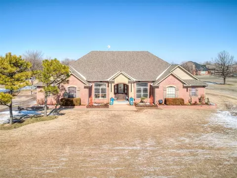 6095 W Blue Cedar Rd, Edmond, OK 73025