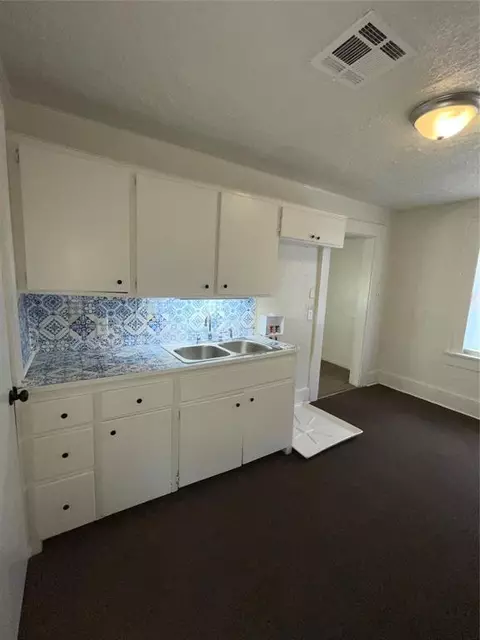 820 E Hughbert St, Norman, OK 73071 photo 6