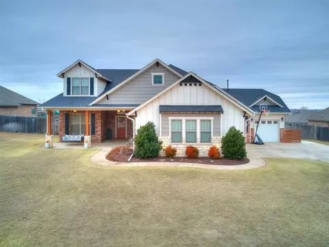 9605 Cypert Rd, Yukon, OK 73099