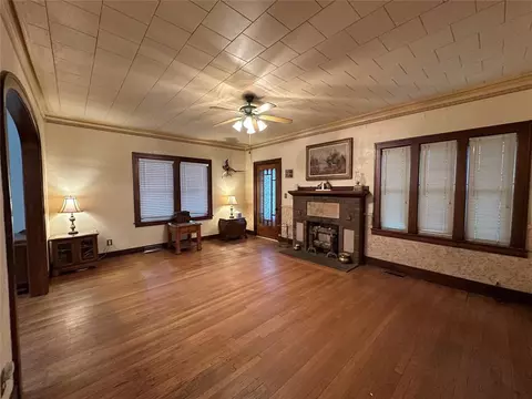 900 Kickapoo St, Shawnee, OK 74801 photo 4