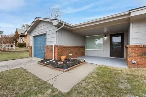 6809 NW 22nd St, Bethany, OK 73008