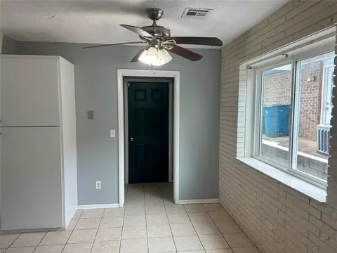349 Memory Ln, Edmond, OK 73013 photo 8