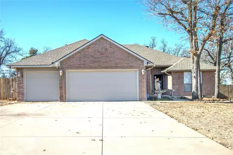 8651 Hawkeye Pass, Edmond, OK 73034