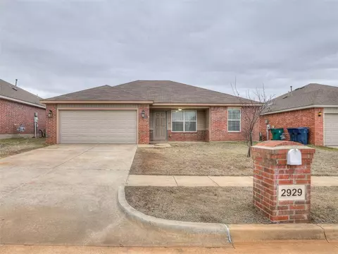2929 Thompson Farm Ln, Yukon, OK 73099