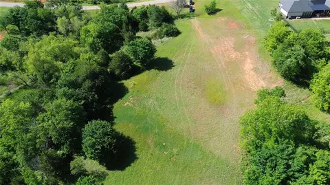 3387 SE 57th St, Norman, OK 73072