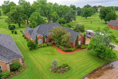 602 Pool Pl, Shawnee, OK 74801
