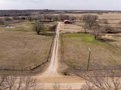 107083 N 3750 Rd, Okemah, OK 74859