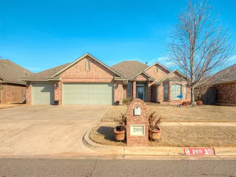 209 Halifax Way, Norman, OK 73069