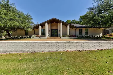 3205 Canyon Rd, Oklahoma City, OK 73120