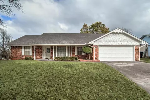 6632 Cove Hollow Rd, Oklahoma City, OK 73132