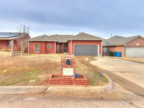 6005 SE 10th St, Midwest City, OK 73110