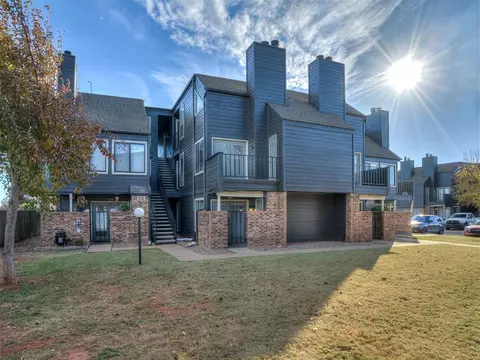11530 N May St #D101, The Village, OK 73120