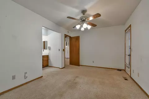 404 W Johnson Dr, Guthrie, OK 73044 photo 17