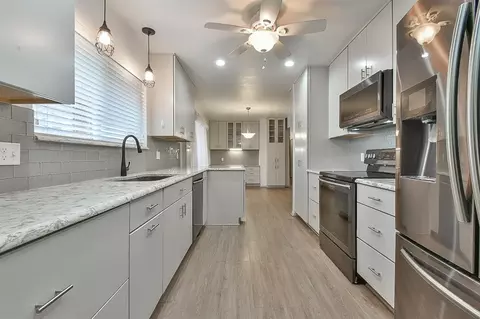 404 W Johnson Dr, Guthrie, OK 73044 photo 5