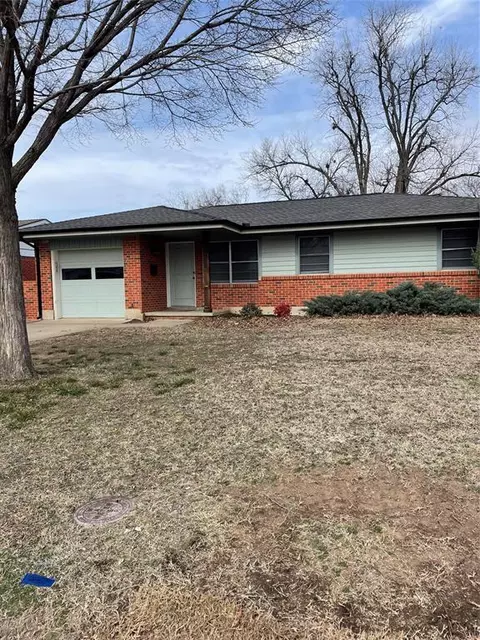 1227 Nebraska St, Norman, OK 73069