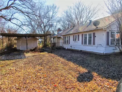 212 E Main St, Tecumseh, OK 74873 photo 12