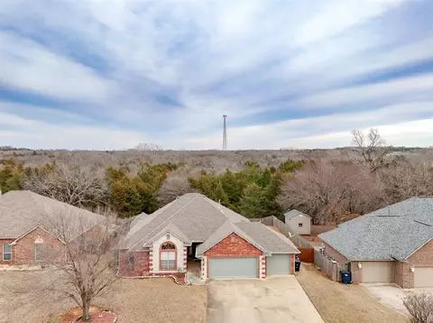4613 Gracelann St, Shawnee, OK 74804