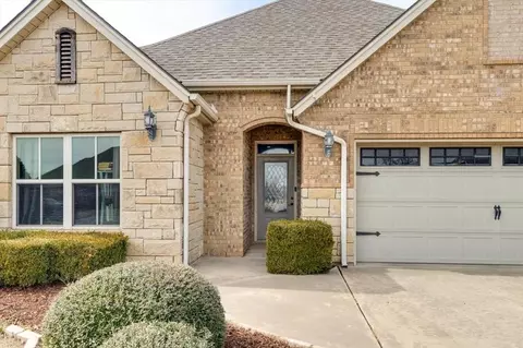 1614 NE 36th St, Lawton, OK 73507