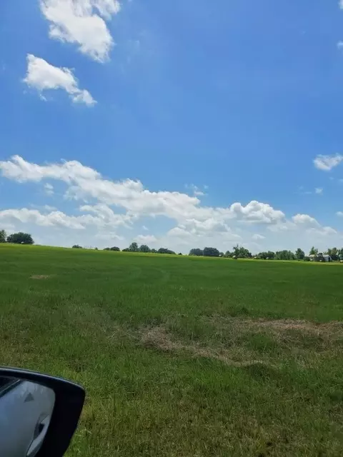 E 2090 Rd, Hugo, OK 74743