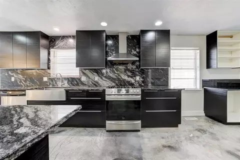 11809 Dover Cir, Oklahoma City, OK 73162