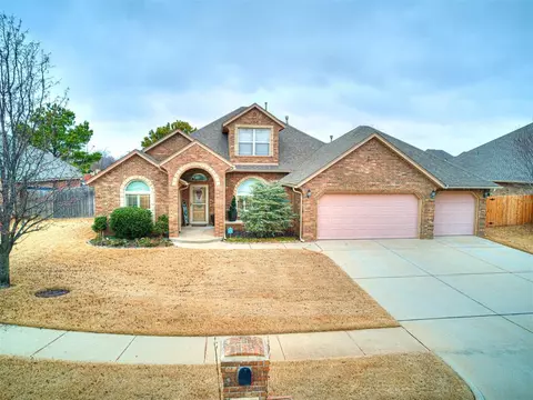 1205 Sawgrass Dr, Norman, OK 73072