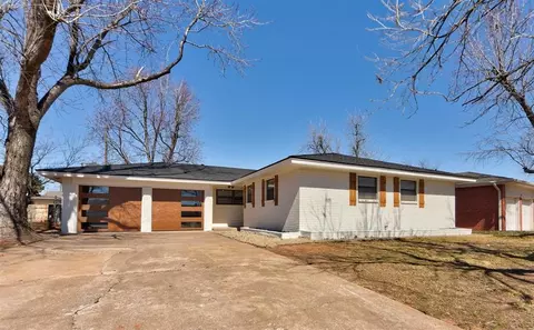 123 Briarwood St, Moore, OK 73160