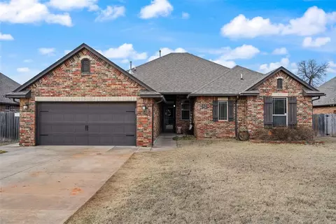 10911 Sara Ct, Midwest City, OK 73130