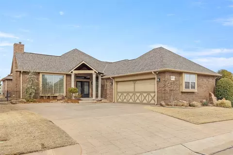 2605 Island Dr, Edmond, OK 73034
