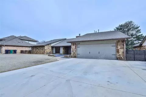 2118 Bonnycastle Ln, Yukon, OK 73099