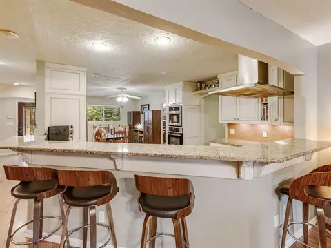 927 Mockingbird Ln, Norman, OK 73071 photo 8