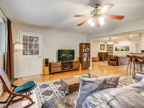 927 Mockingbird Ln, Norman, OK 73071 photo 12