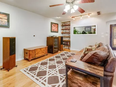 927 Mockingbird Ln, Norman, OK 73071 photo 10
