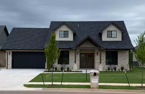 12808 Cobblestone Curve Rd, Oklahoma City, OK 73142