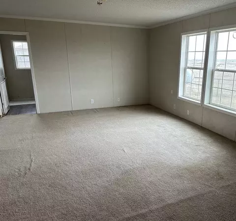 Living - 9425 State Highway 54, Thomas, OK 73669 photo 2 of 2