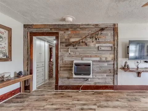 219 W Van Buren St, Purcell, OK 73080
