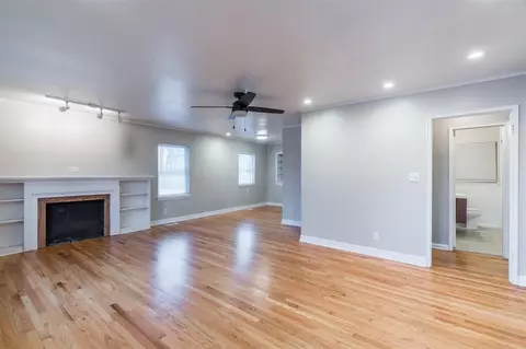 2703 E 3rd St, Tulsa, OK 74104 photo 8