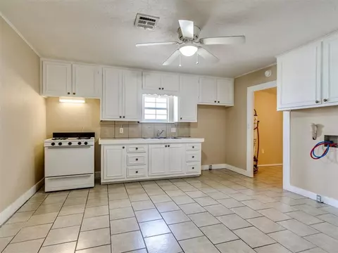728 W Apache St, Purcell, OK 73080 photo 5
