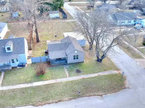 728 W Apache St, Purcell, OK 73080 photo 2