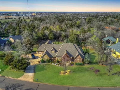 2683 La Belle Rue, Edmond, OK 73034