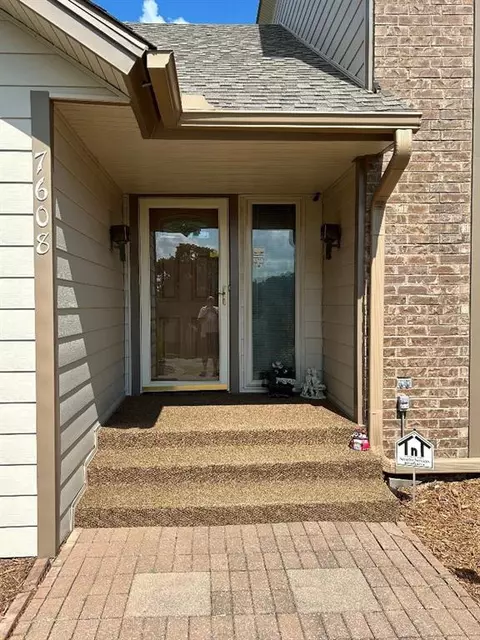 7608 Forest Ln, Oklahoma City, OK 73150