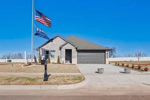 9064 NW 149th Ter, Yukon, OK 73099