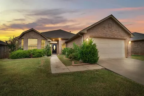 15913 Panther Way, Edmond, OK 73013